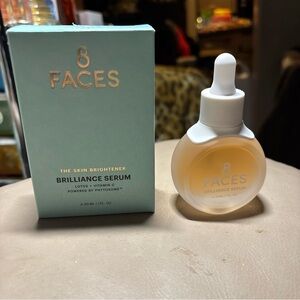 8 Faces Brilliance  Serum - The Skin Brightener - Lotus + Vitamin C - 30ml.  New